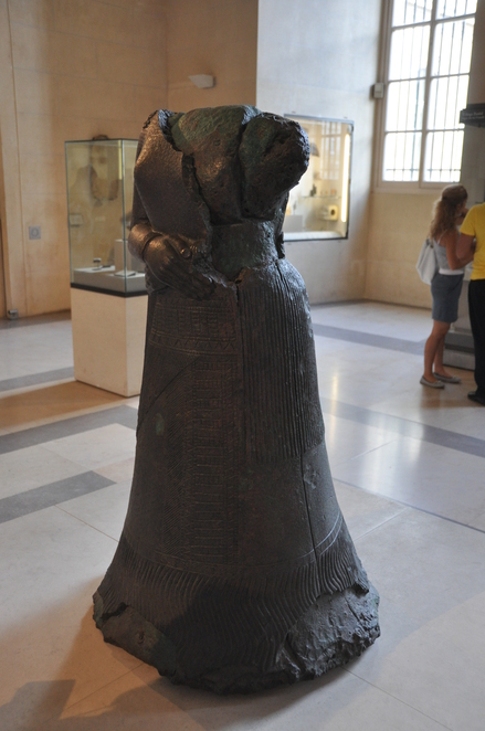 Susa, Statue of queen Napirasu, wife of Untaš-Napiriša