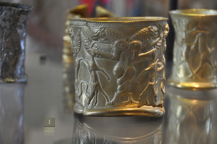 Marlik, Goblet with a mythological scene