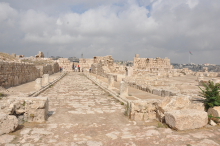 Amman, Citadel, Umayyad Palace, colonnaded street