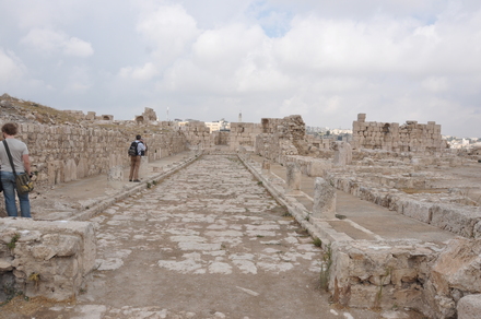 Amman, Citadel, Umayyad Palace, colonnaded street