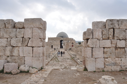 Amman, Citadel, Umayyad Palace, colonnaded street, with remains of a mosk