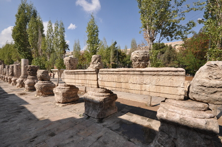 Amman, Forum, frieze with Greek inscription