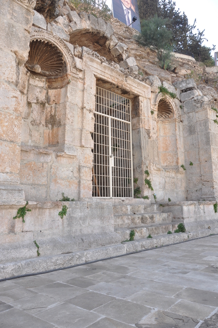Amman, Theater, Shrine