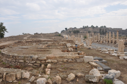 Gadara, Remains of baths