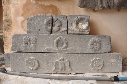 Gadara, Friezes with decorations