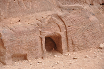 Petra, Outer siq, Tomb