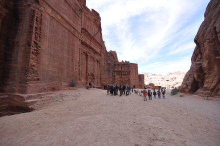 Petra, Outer siq, Street of facades