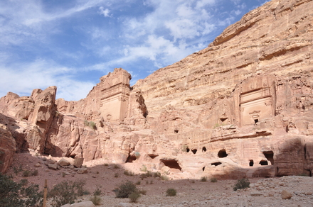Petra, Outer siq, Tomb813, exterior with entrance