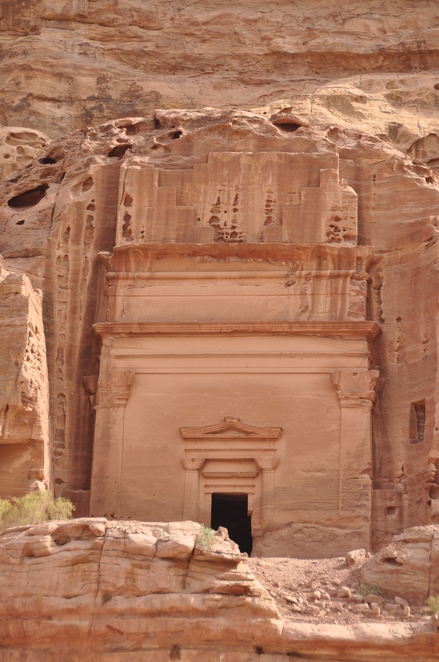 Petra, Outer siq, Tomb813, exterior with entrance