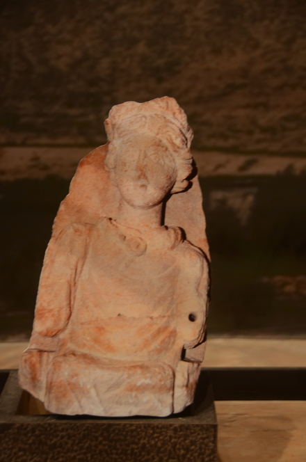 Khirbet et-Tannur, Statuette of the goddess Atargatis