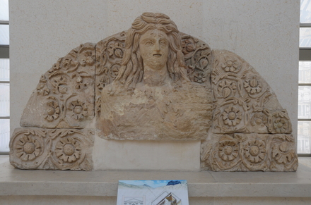 Khirbet et-Tannur, Nabataean depiction of Atargatis, goddess of fruits and fertility
