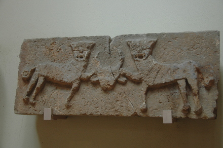 Ghirza, South cemetery, Unidentified mausoleum, Relief