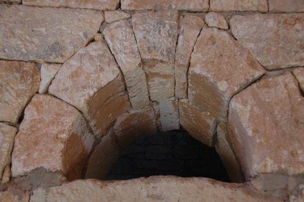 Theodorias, Arch