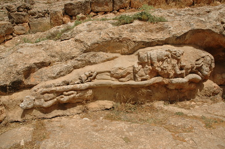 Slonta, Libyan sanctuary, Sculpture of a snake