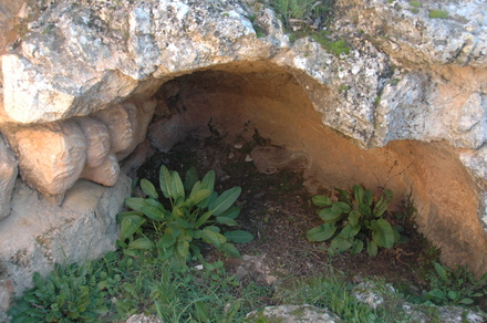 Slonta, Libyan sanctuary, Cave