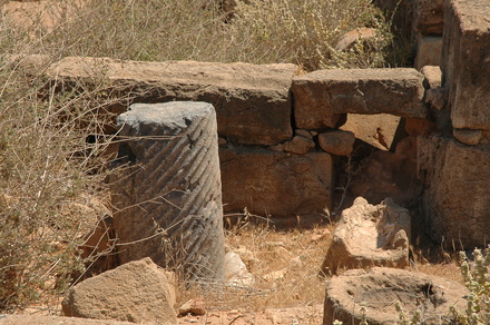 Taucheira-Arsinoe, East Basilica, Column