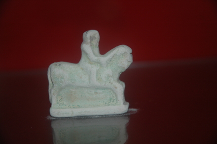 Taucheira, Archaic figurine of a man on horseback
