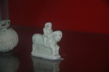 Taucheira, Archaic figurine of a man on horseback