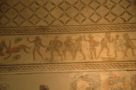 Dar Buc Ammera, Gladiator mosaic