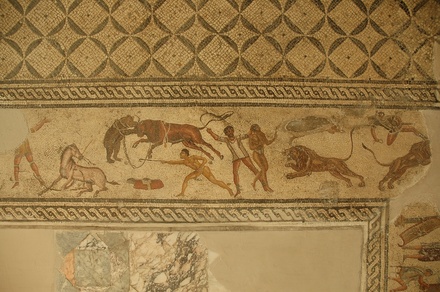 Dar Buc Ammera, Gladiator mosaic