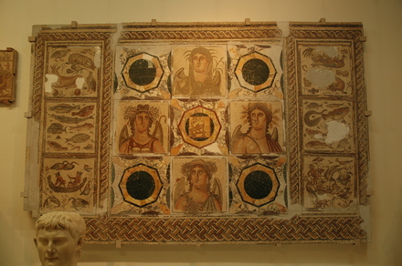 Dar Buc Ammera, Four season mosaic