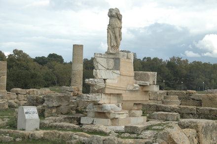 Cyrene, Uptown, Agora, Statue of Nike