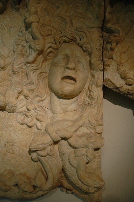 Lepcis Magna, Arch of Antoninus Pius, Medusa