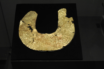 Trebeniste, Tomb VII, Pectoral