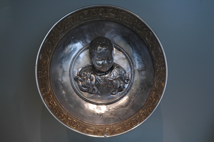 Bowl with Hercules as omphalos