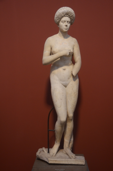 Statue of a Roman lady