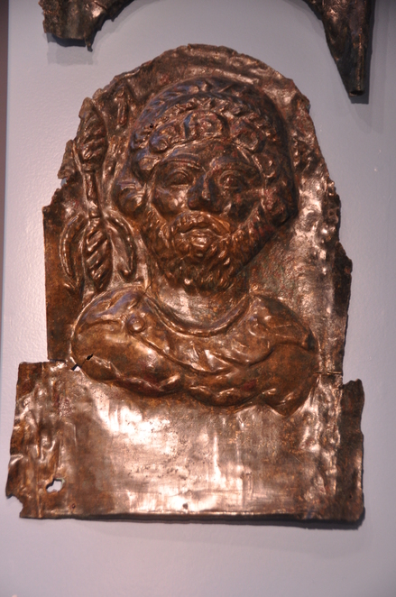 Bronze buckle with head of emperor Galienus