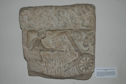 Relief with a harvester of grain
