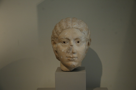 Iraq, Marble portrait of a Severan lady