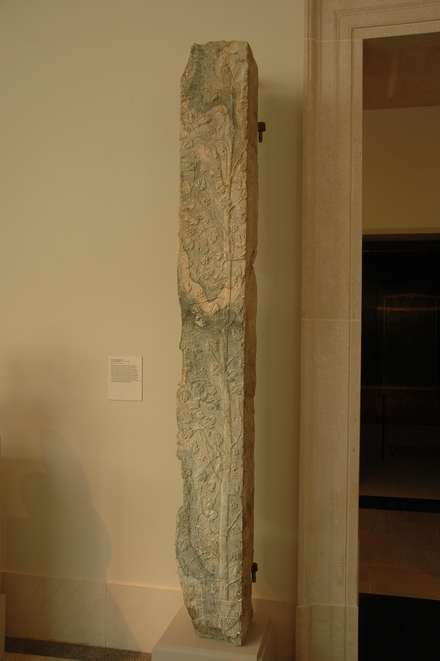 Marble pilaster with flowering motiv
