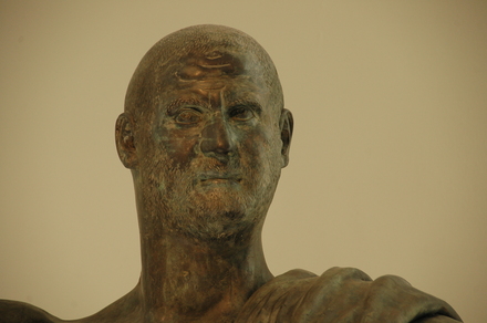 Statue of emperor Trebonianus Gallus