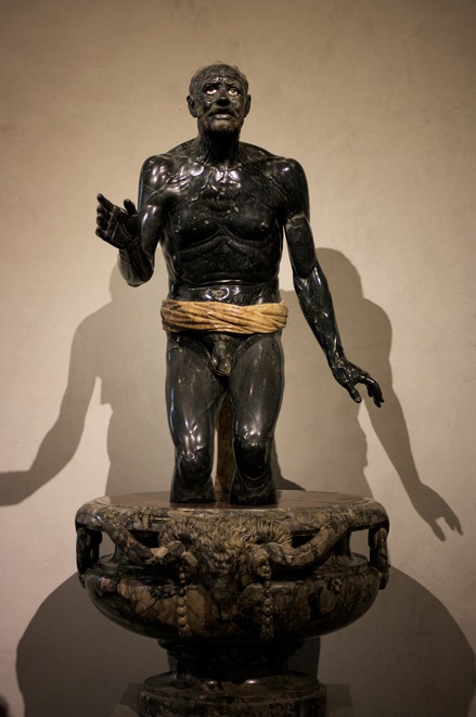 Statue of a fisherman