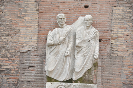 Rome, Relief of two togawearing man 
