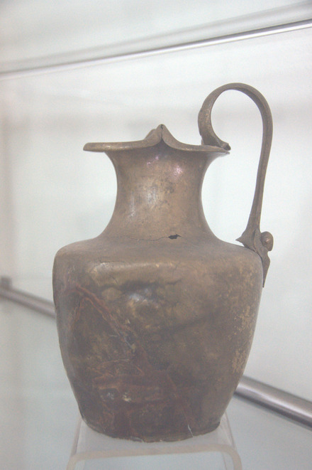 Bronze jar