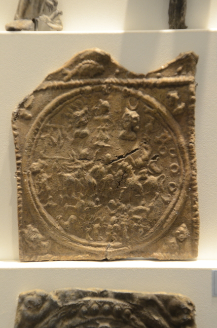 Macvanska Mitrovica, Votive tablet with gods