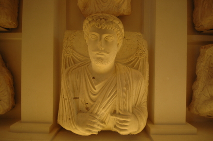 Palmyra, Funerary bust of Vibius Apollonaris