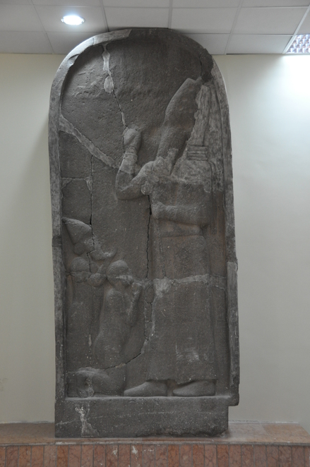 Til Barsip, Palace painting of a goat, explanation