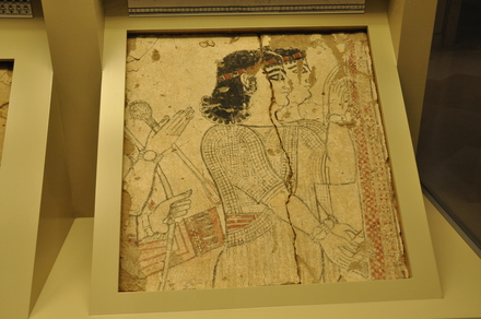 Til Barsip, Palace painting of servants behing the throne