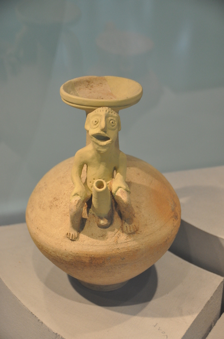 Til Barsip, Vase with humanshaped  pouring spout