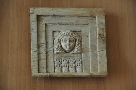 Arslan Tas, Ivories, Lady in the window