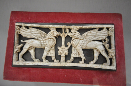 Arslan Tas, Ivories, Two ram-sphinxes