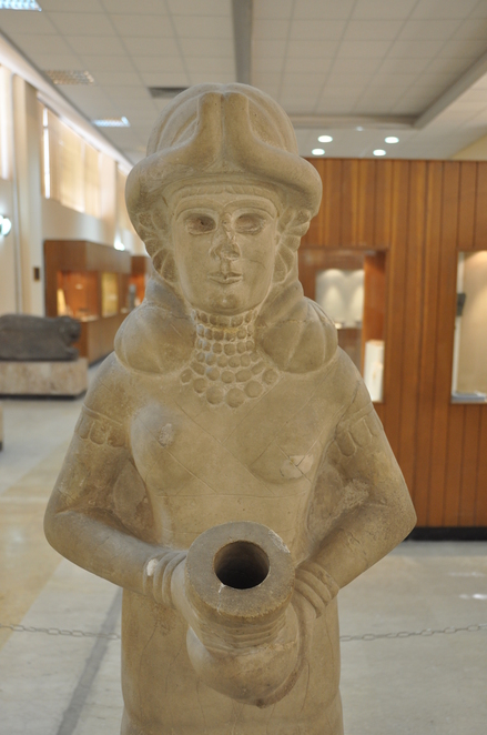 Mari, Statue of an Amorites Spring goddess, found in throne hall