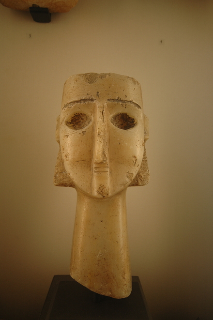 Head of a woman, made of albaster