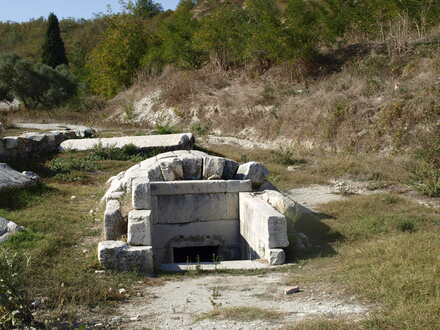 Chamber grave
