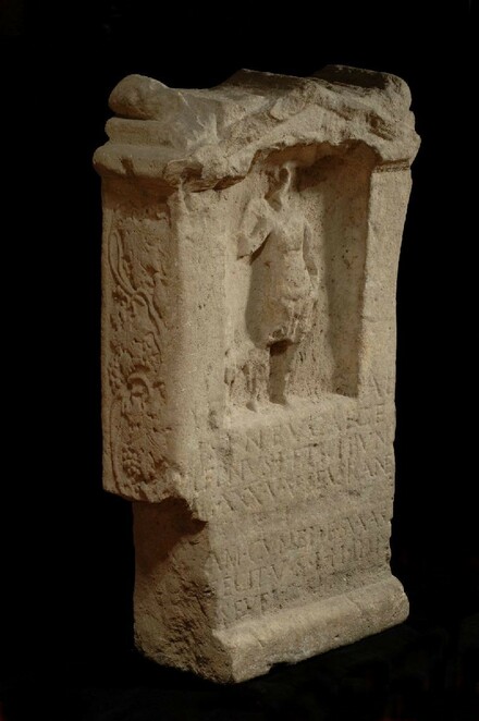 Altaar van Iseneucaega