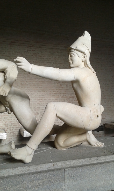 antike Statur im gewohnten weißen Marmor